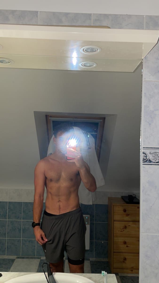 Profil de Maximino